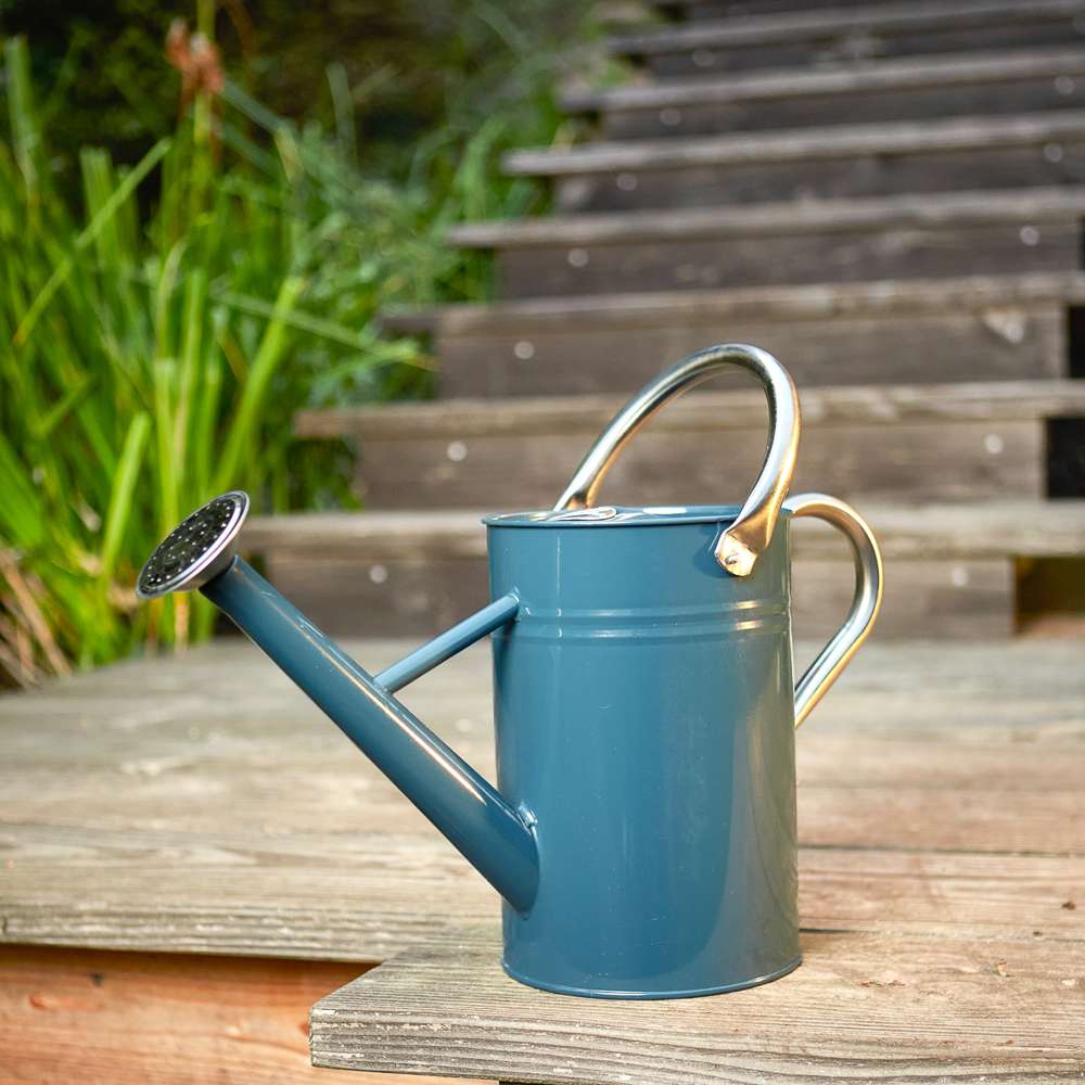 Vattenkanna i metall, 4,5 liter, blå